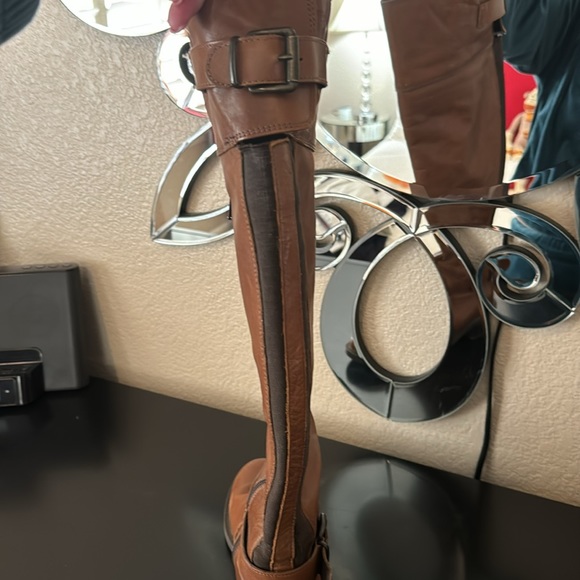 Aldo women’s knee boot. US 6.5, Eur 37. In great shape. Zip side and adjusts - Picture 5 of 8